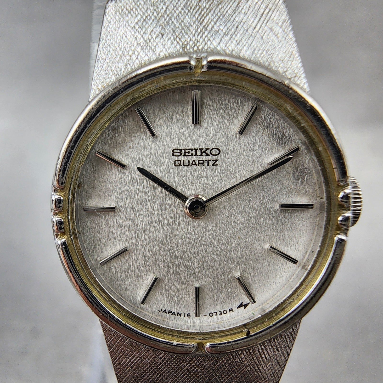 Seiko Watch Women 19mm Silver Dial Silver Tone Round 160129 New Battery VTG1