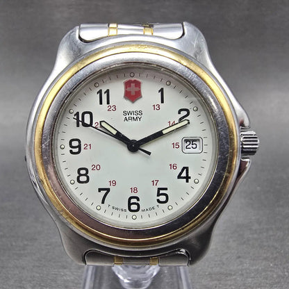 Victorinox Swiss Army Officers Watch Men 39mm White Dial Two Tone Date PARTS HJH0