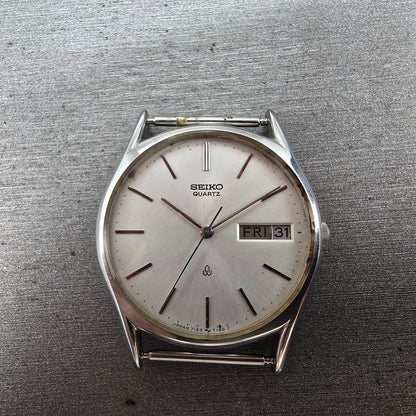Seiko Watch Men 32mm Silver Dial Silver Tone Daydate Round 7123-7090 PARTS VTG0