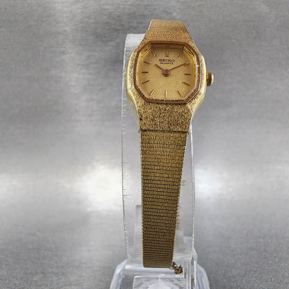 Seiko Watch Women 17mm Gold Dial Gold Tone Octagon 1N005B29 New Battery5