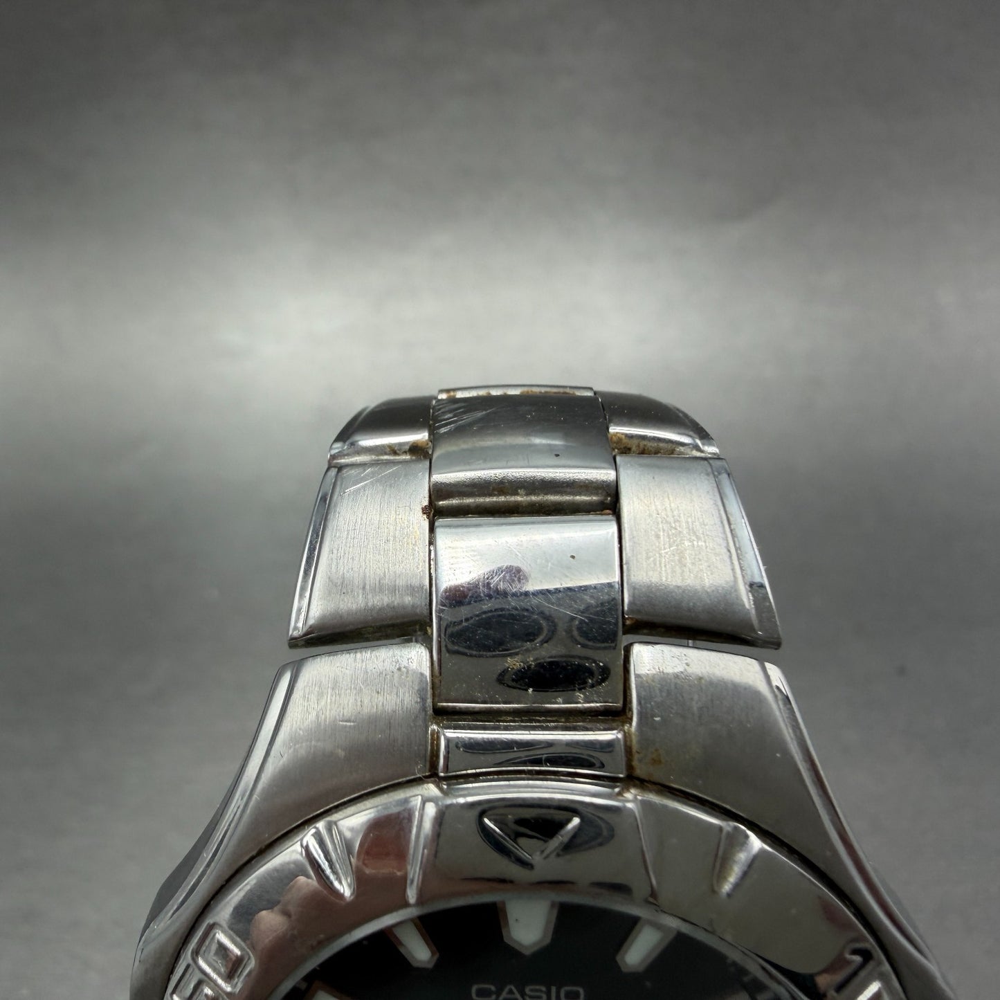 Casio Dive Watch Men 42mm Black Dial Silver Tone Date Round MTD-1044 New Battery4