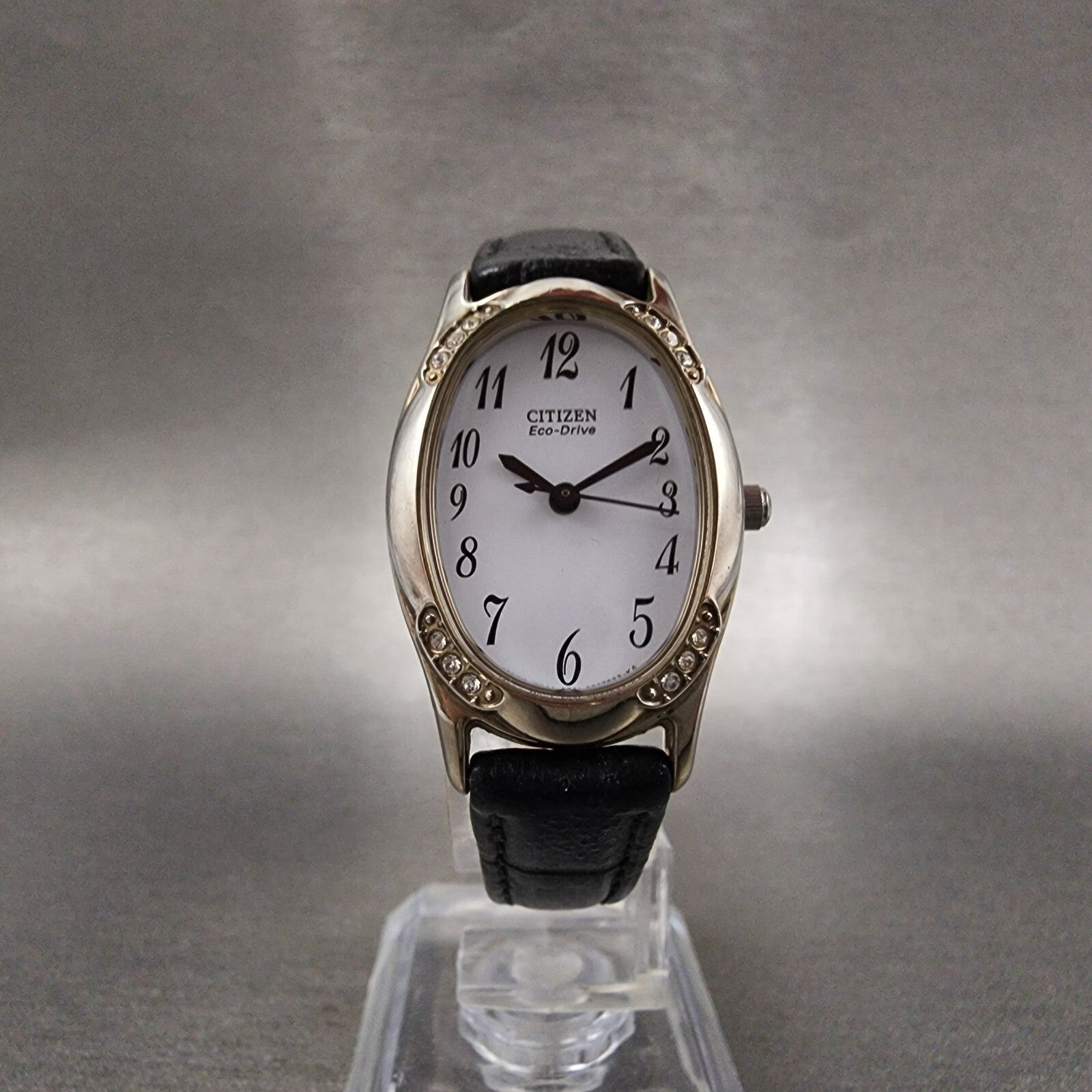 Citizen EcoDrive Watch Women 22mm White Dial Silver Tone Oval E031S022495 Runs5