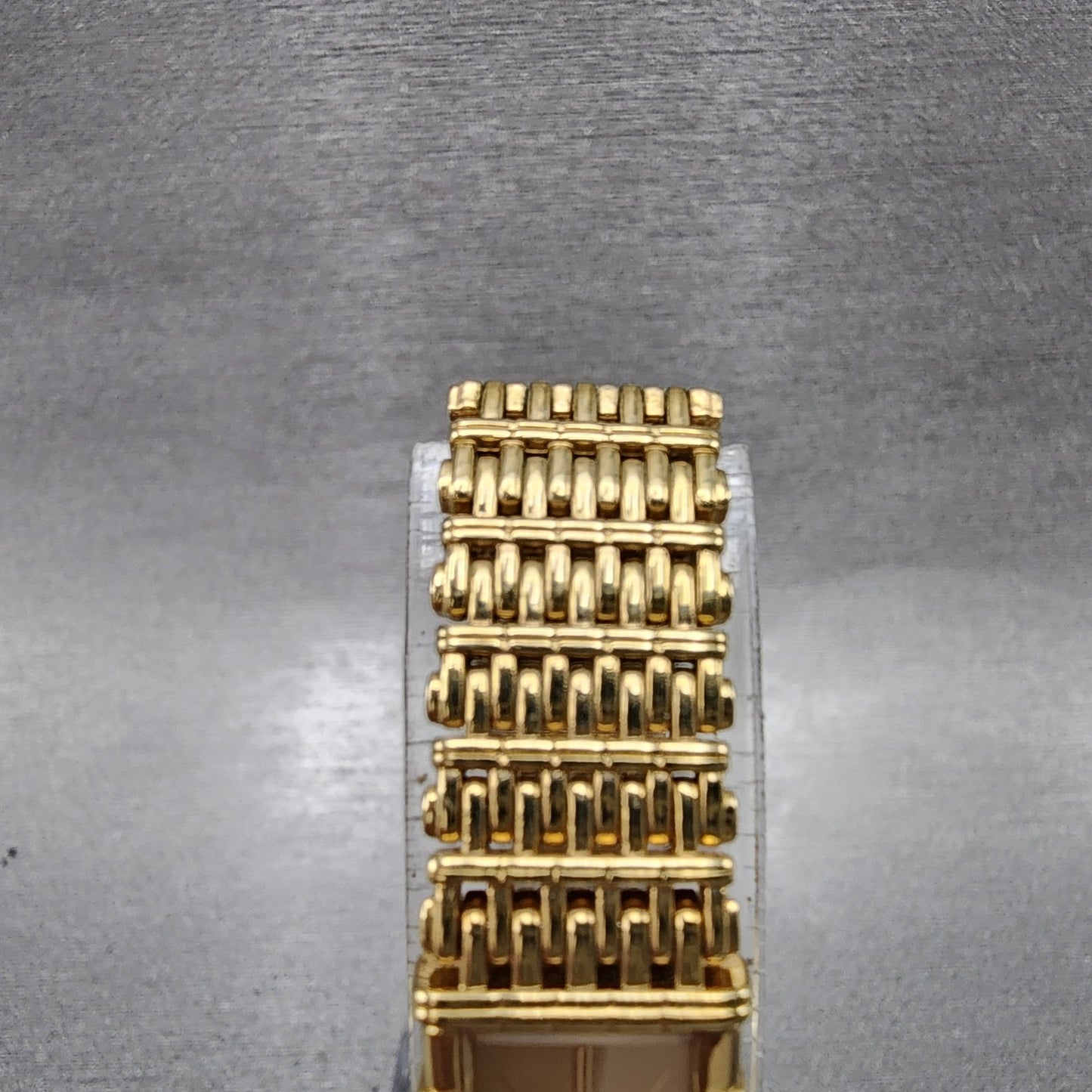 Seiko Tank Watch Women 12mm Champagne Dial Gold Tone 2e205079 New Battery4