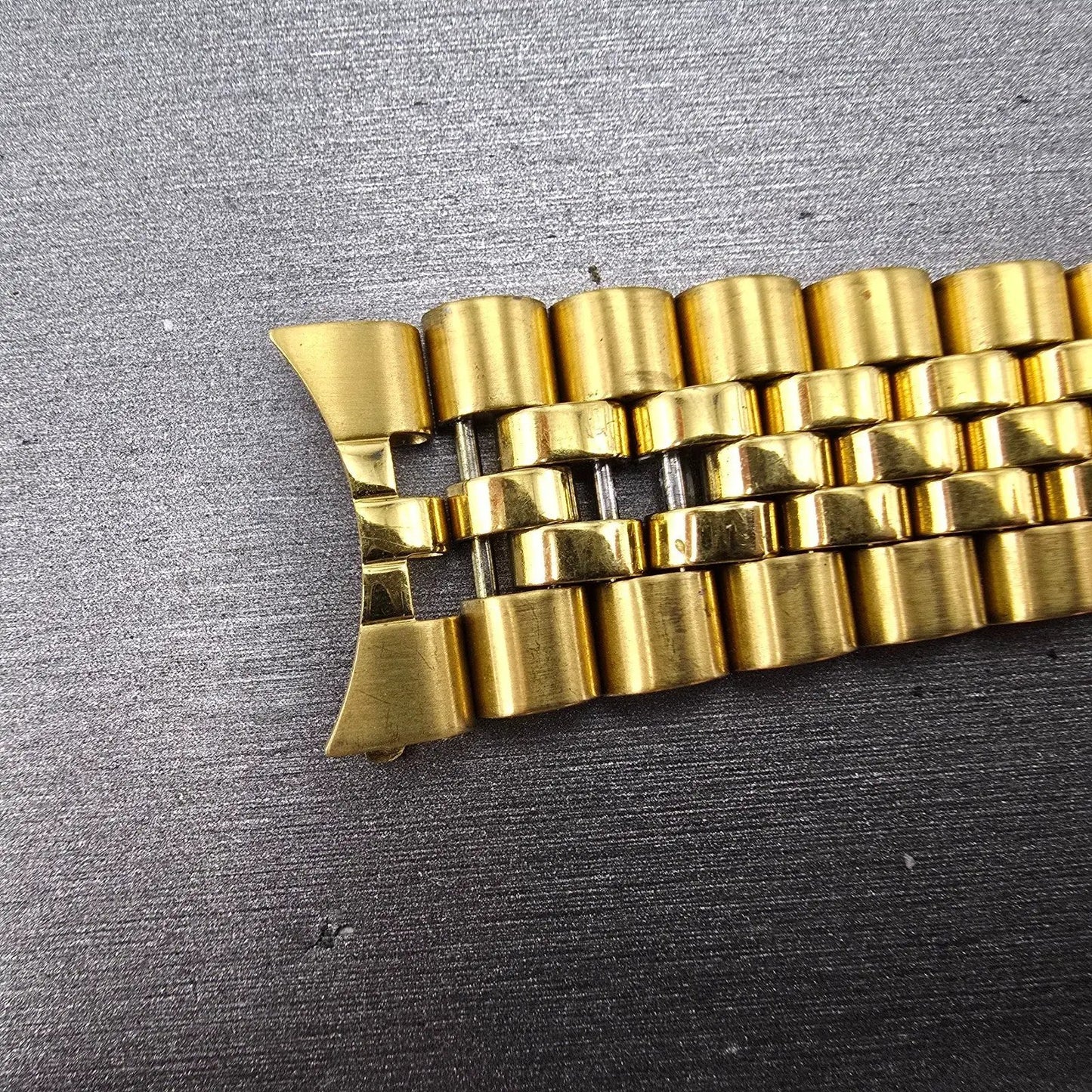 Bulova Bracelet Gold Tone 19mm Stainless Steel Y10 READ!!!!!!! Tri Folding Clasp1