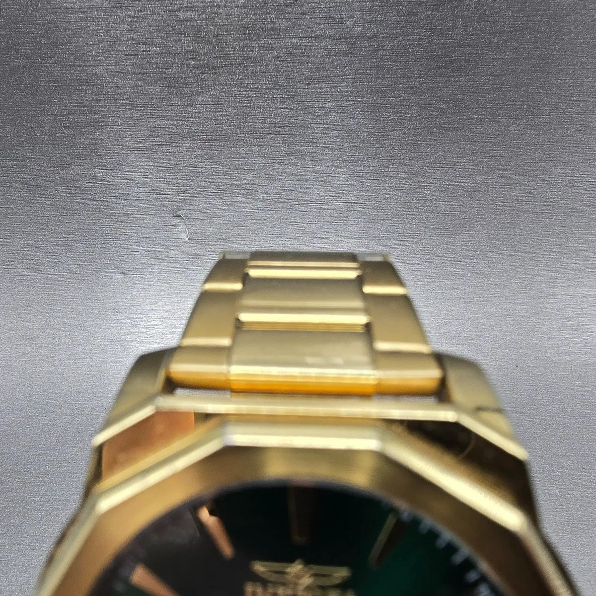 Invicta Speedway Watch Men 42mm Green Dial Gold Daydate Round 46856 New battery4