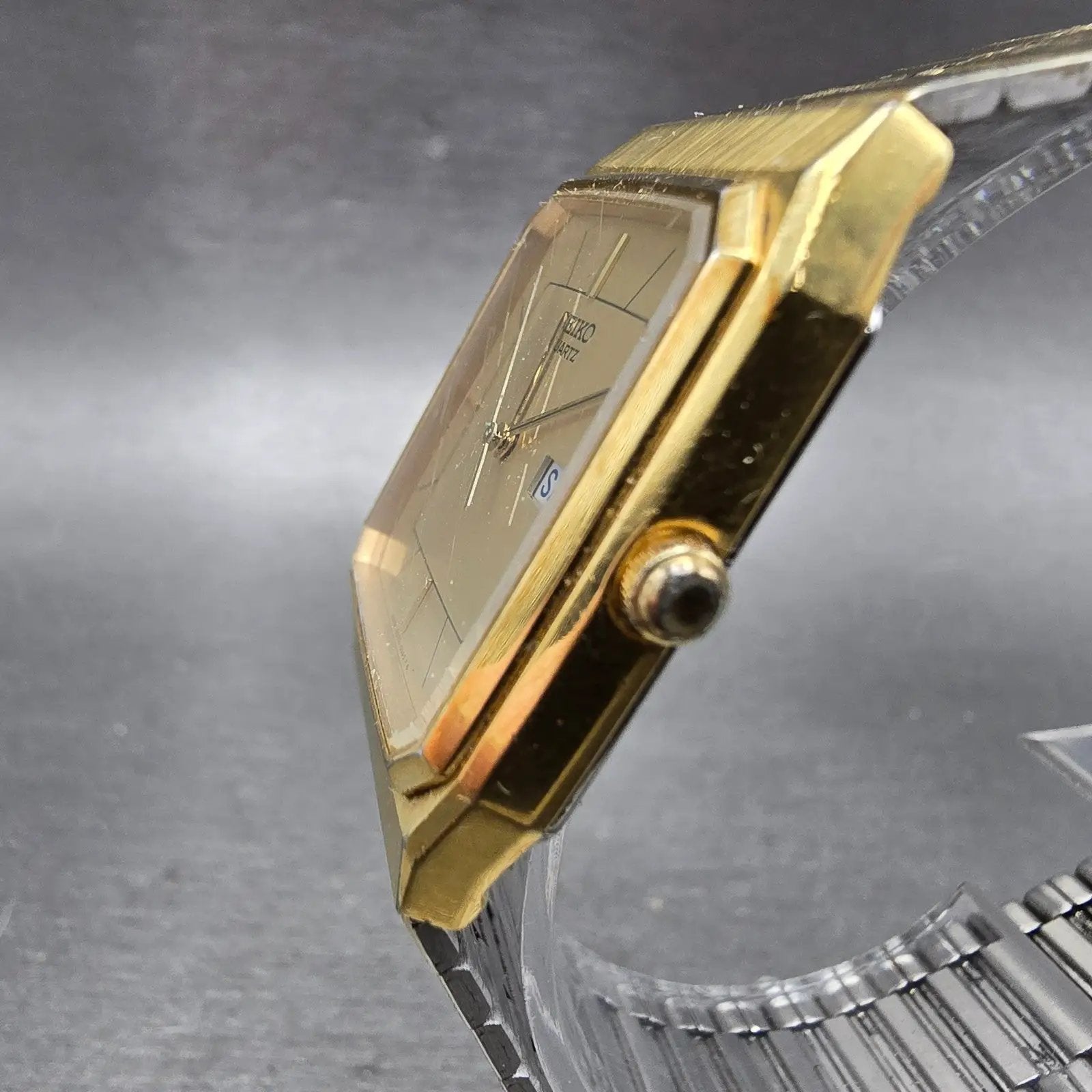 Seiko Watch Men 29mm Champagne Dial Gold Tone Daydate Square 6533-5039 PARTS NLK3