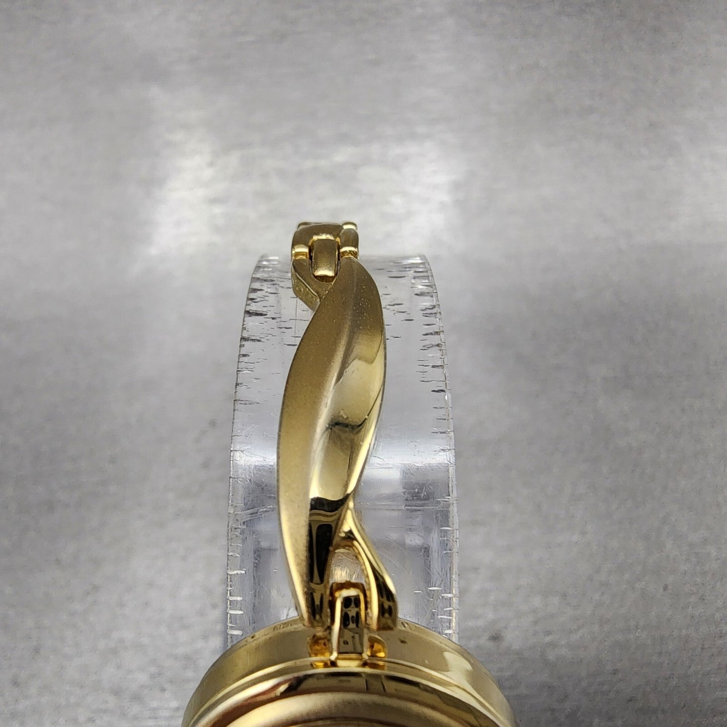Grand Jour Interchangeable Bezel Watch Women 22mm MOP Dial Gold Tone New Battery6
