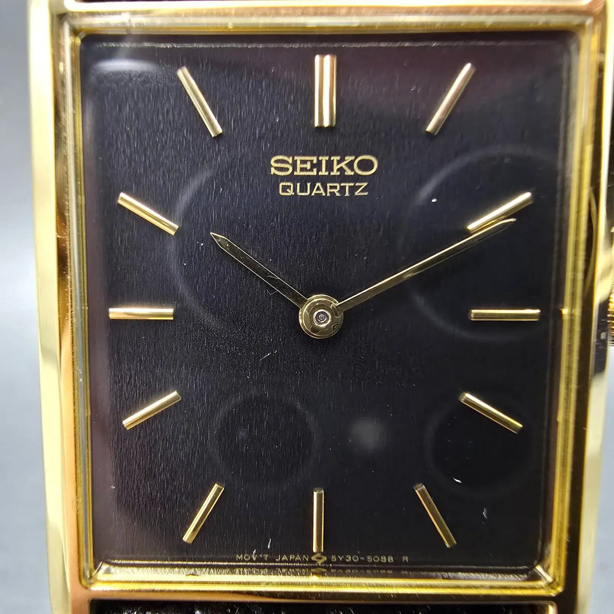 Seiko Tank Watch Men 25mm Black Dial Gold Rectangle 5Y30-5069 New Battery JP22
