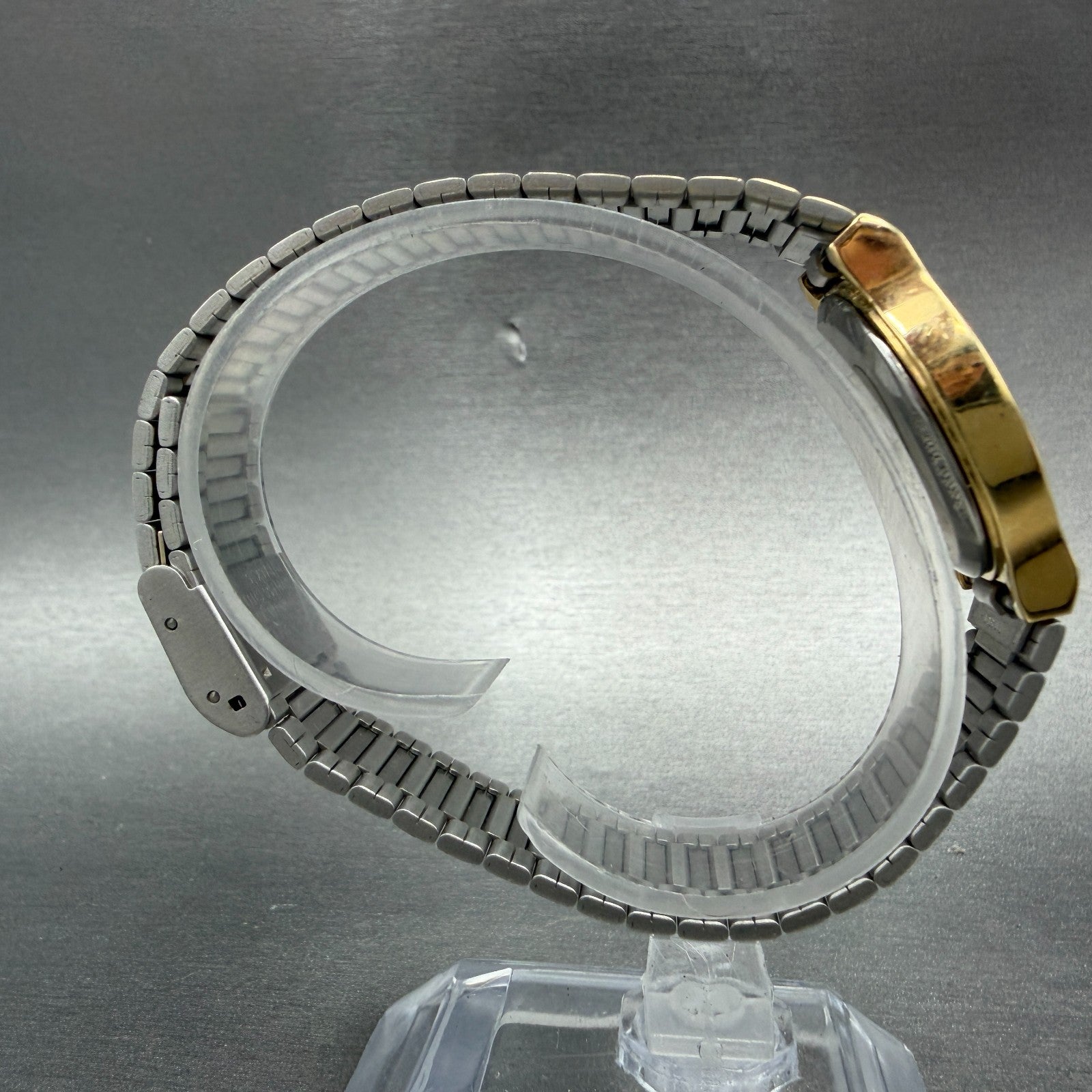 Seiko Watch Women 28mm Black Dial Gold Tone Round Vintage 5Y91-6014 PARTS9