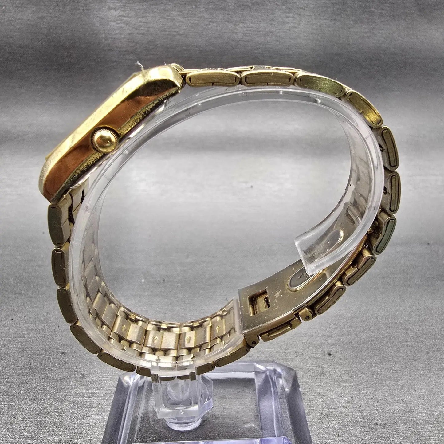 Citizen Watch Men 25mm Gold Dial Gold Tone Daydate Rectangle 1002-S99299 New Bat6
