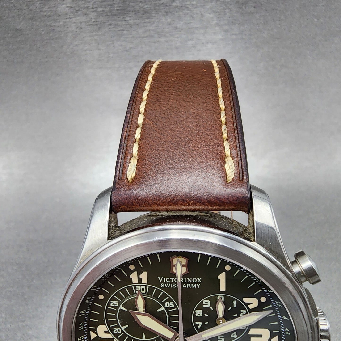 Victorinox Swiss Army Infantry Chronograph Watch Men 43mm Green Dial READ!!!!!!!4