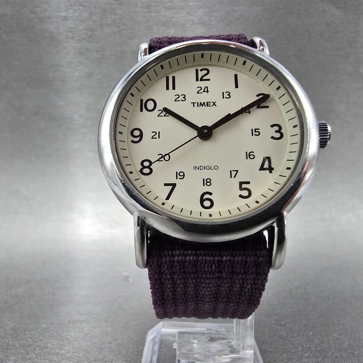 Timex Weekender Watch Men 38mm White Dial Silver Round New Battery T2N652 Purple5