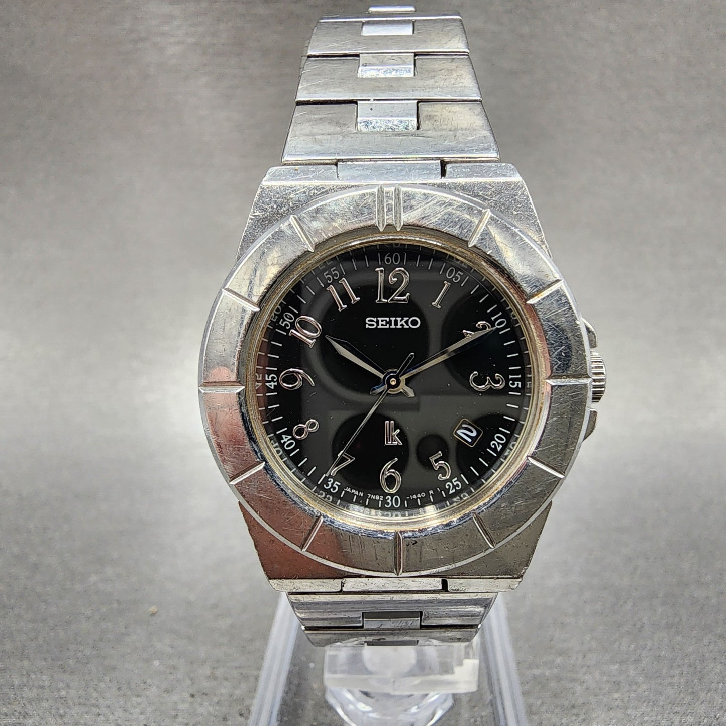 Seiko Watch Women 28mm Black Dial Silver Tone Date 7N820620  Lukia  New Battery0