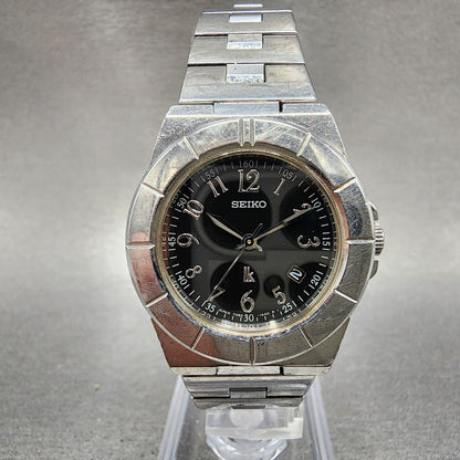 Seiko Watch Women 28mm Black Dial Silver Tone Date 7N820620  Lukia  New Battery0