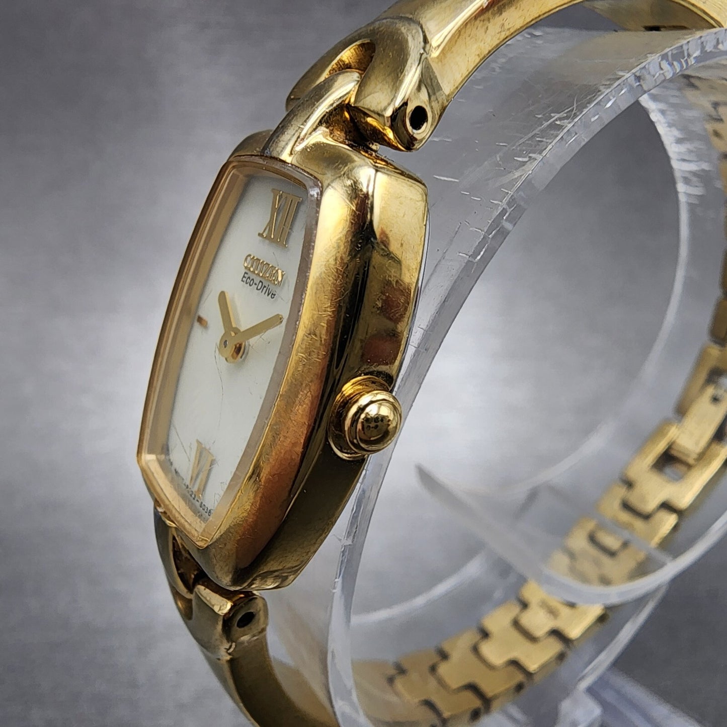 Citizen EcoDrive Watch Women 17mm Cream Dial Gold Tone Rectangle Runs2