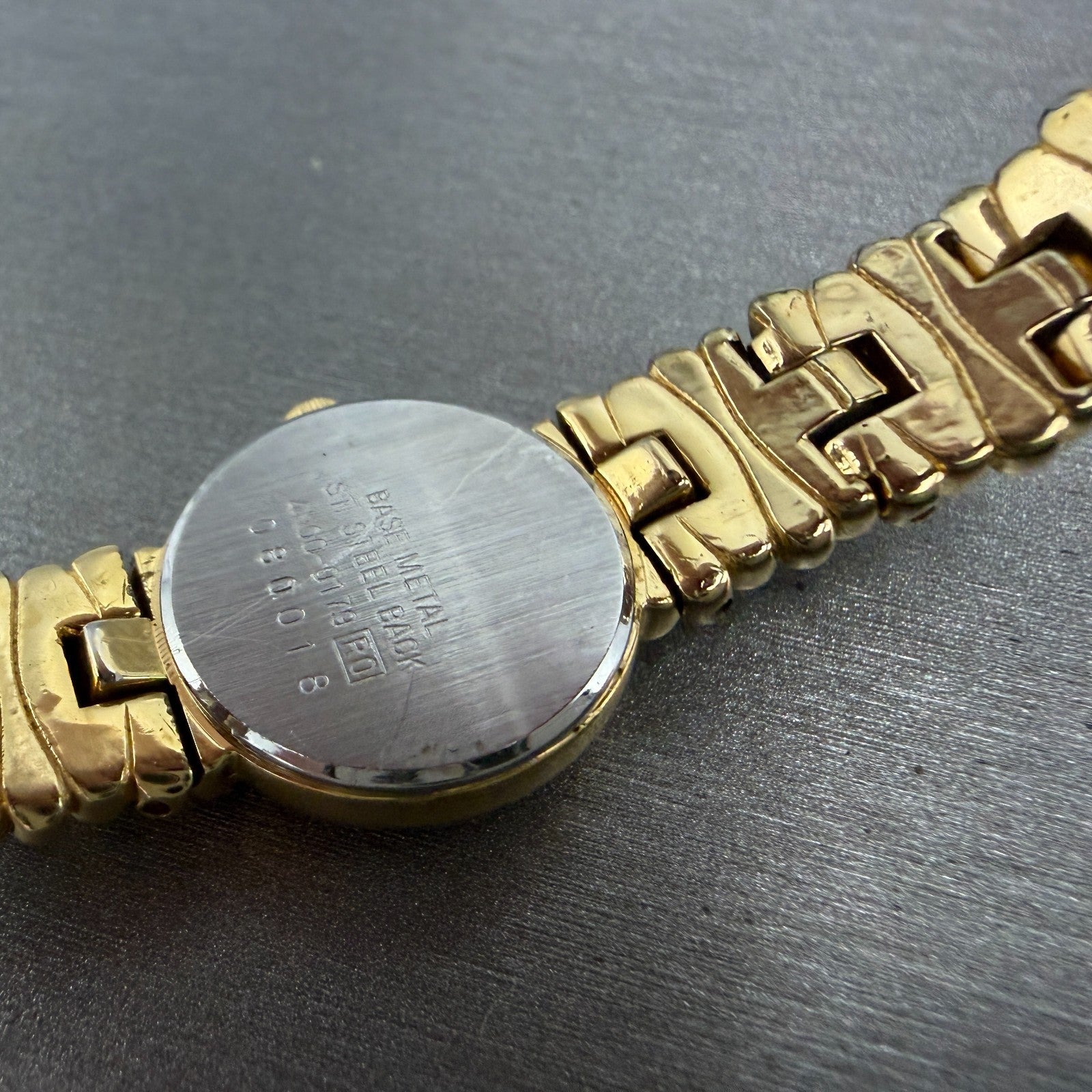 Seiko Watch Women 19mm White Dial Gold Tone Round Vintage 4N00-0179 New Battery59