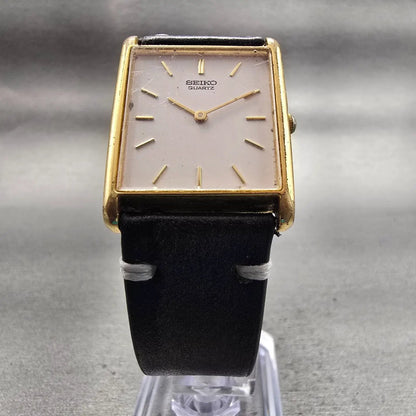 Seiko Watch Men 25mm White Dial Gold Tone Rectangle V700-5K30 New Battery VTG5