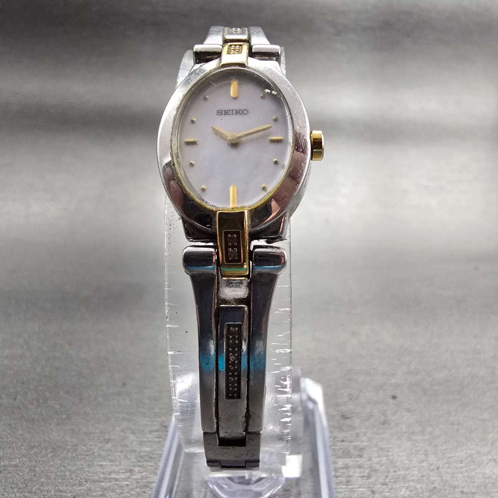 Seiko Watch Women 17mm White Dial Two Tone Oval 1N00-0KG0 New Battery Vintage5