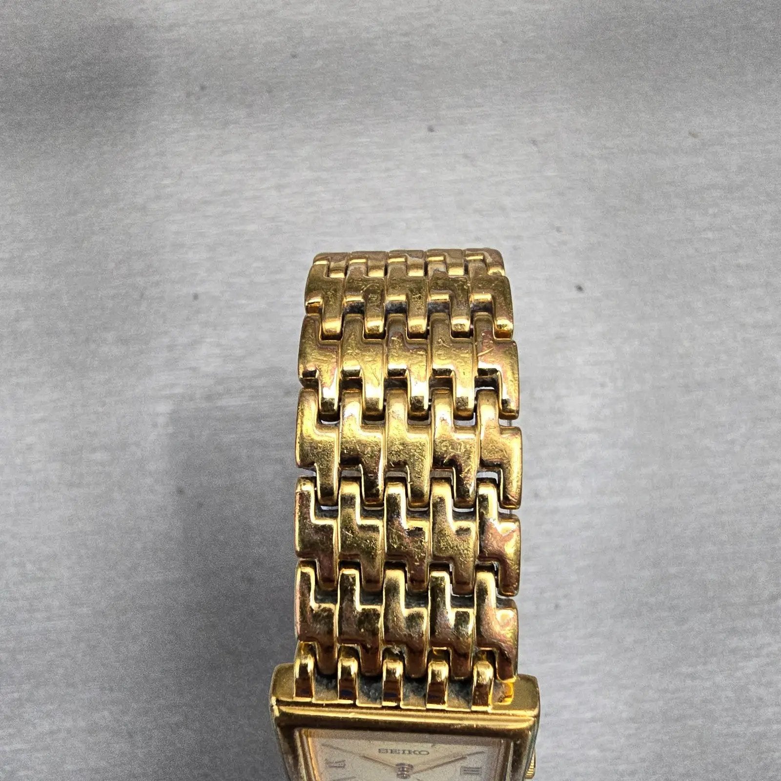 Seiko Watch Women 20mm Cream Dial Gold Tone Rectangle 1N00-6H39 New Battery VTG5
