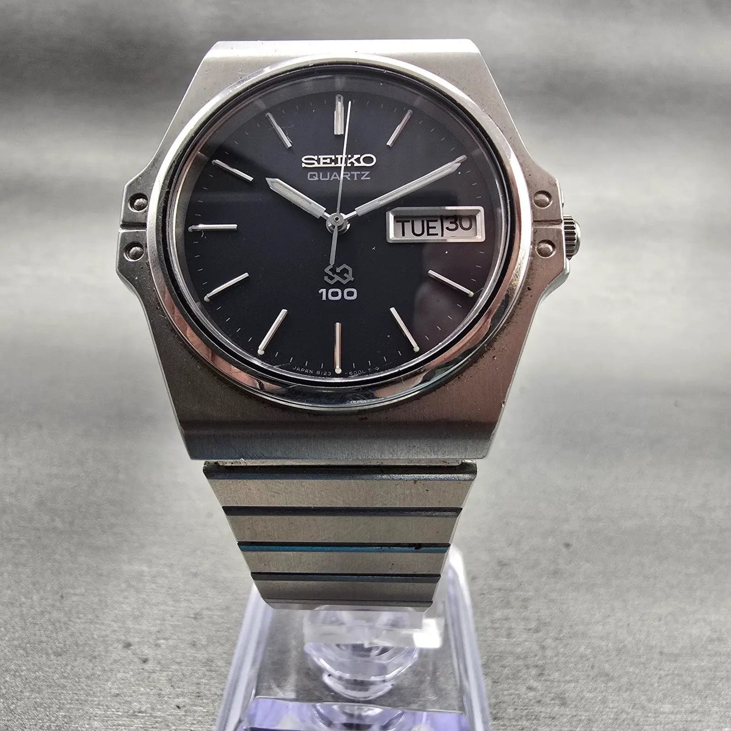 Seiko SQ Watch Men 37mm Black Dial Silver Tone Daydate 8123-6009 New Battery VTG5