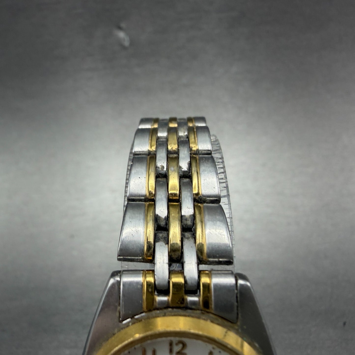 Seiko Watch Women 24mm White Dial Two Tone Date Round 7n82-6001 New Battery VTG4