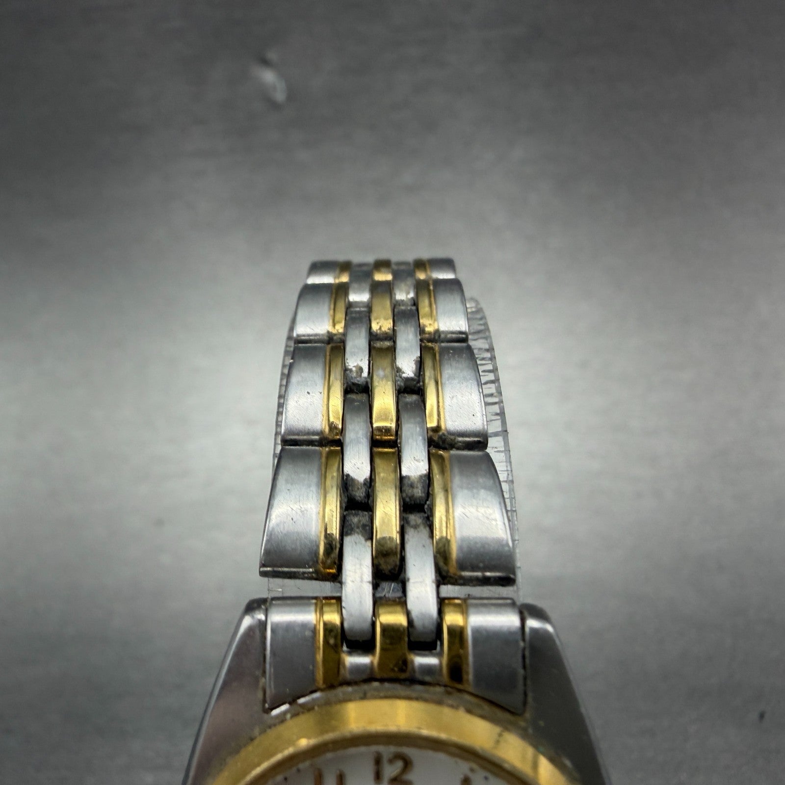 Seiko Watch Women 24mm White Dial Two Tone Date Round 7n82-6001 New Battery VTG4
