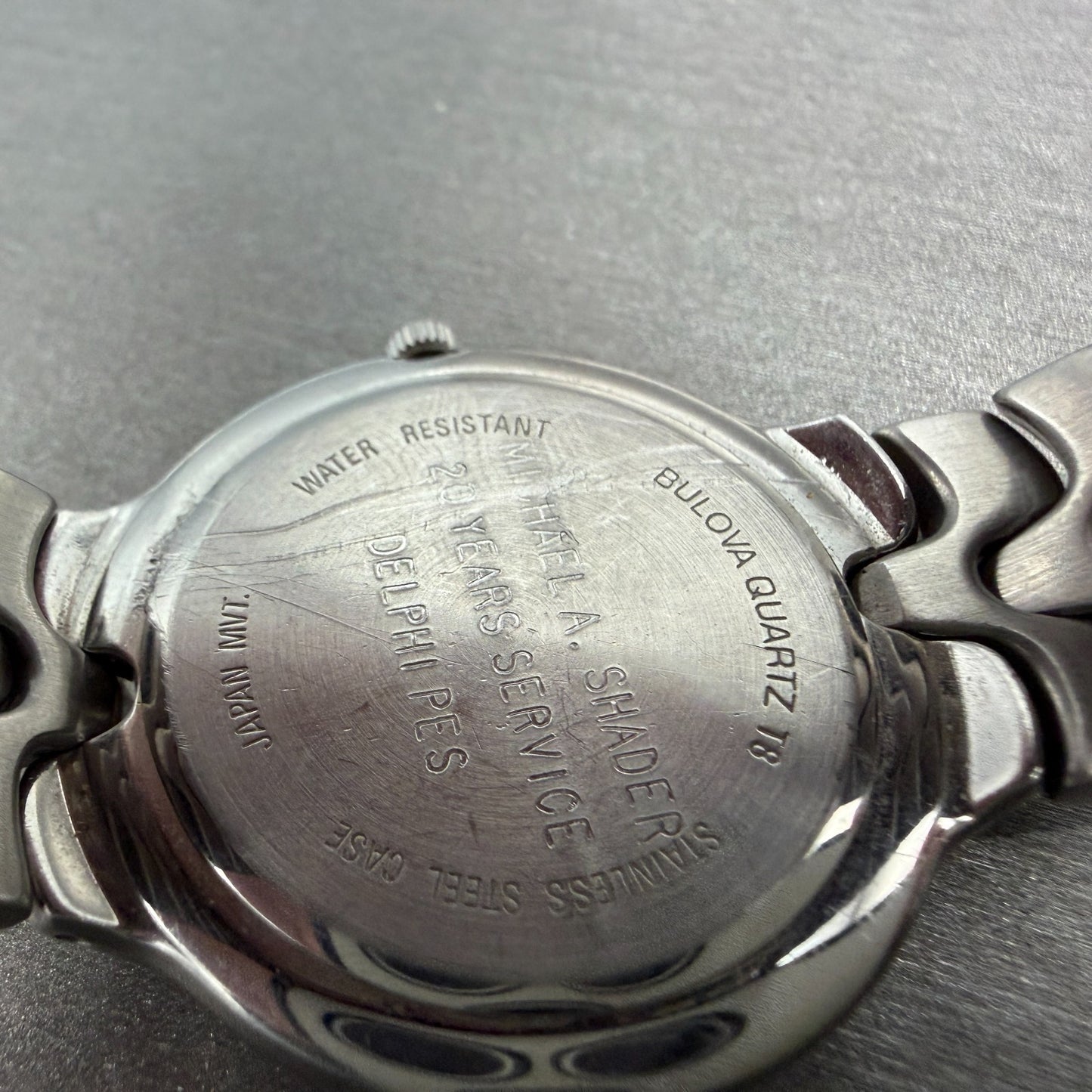 Bulova Watch Unisex 33mm White Dial Silver Tone Date Round 96B12 New Battery9