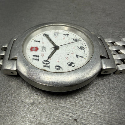 Victorinox Swiss Army Calvary Watch Men 39mm White Dial Silver Tone Date PARTS R6