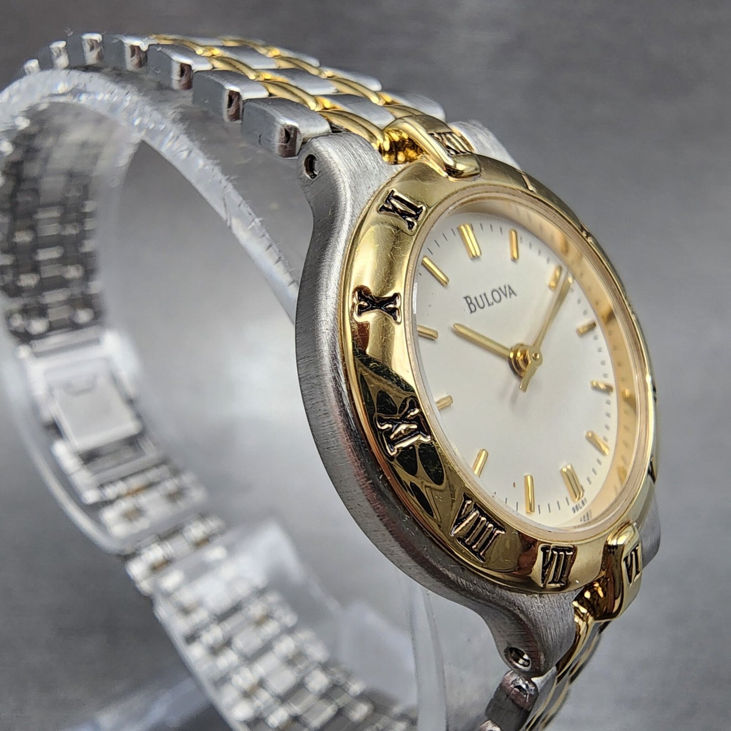 Bulova Watch Women 24mm Cream Dial Two Tone Round Bracelet 98L61 New Battery3