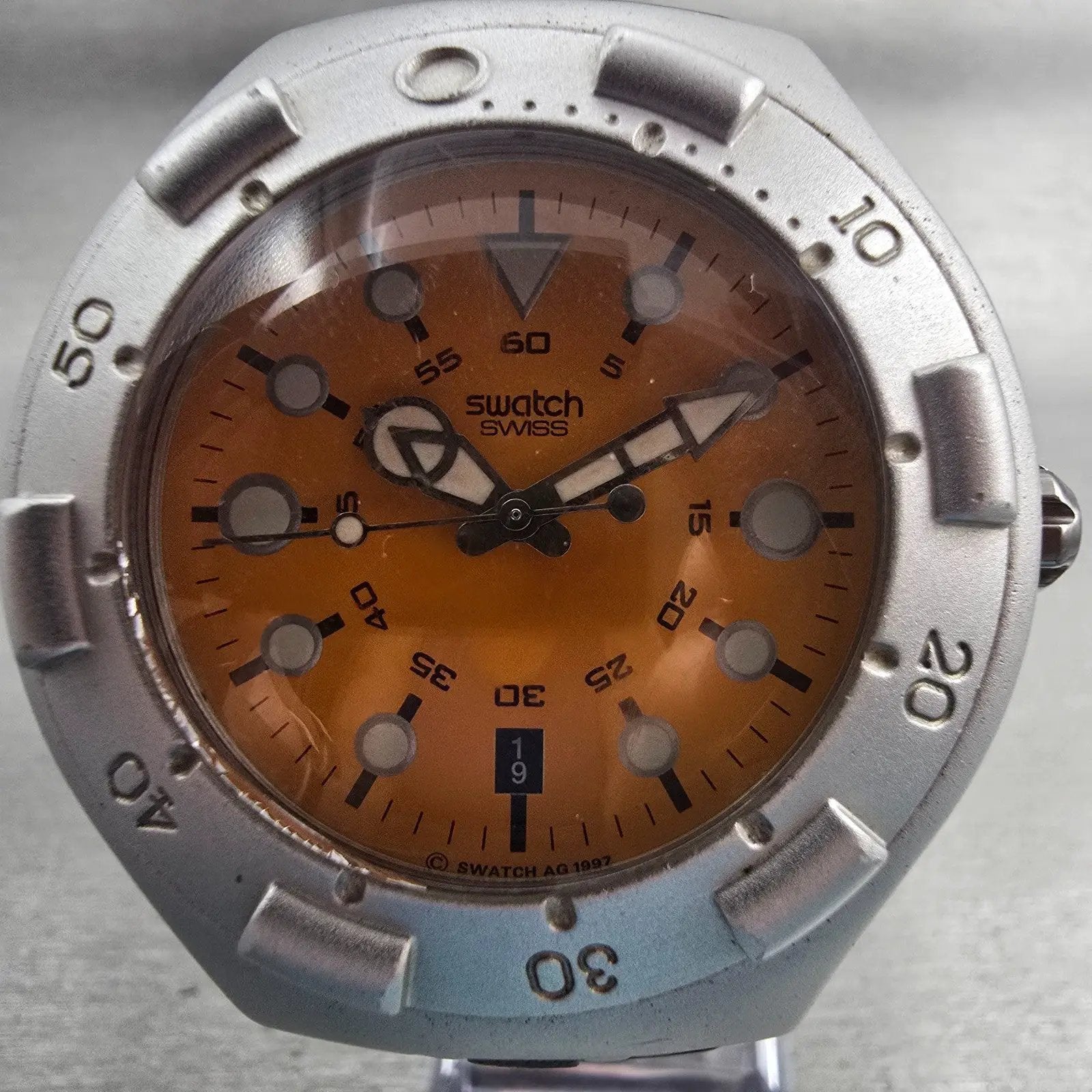 Swatch Irony Scuba 200 TOUTATIS Watch Men 43mm Orange Dial YDS4002 New Battery1