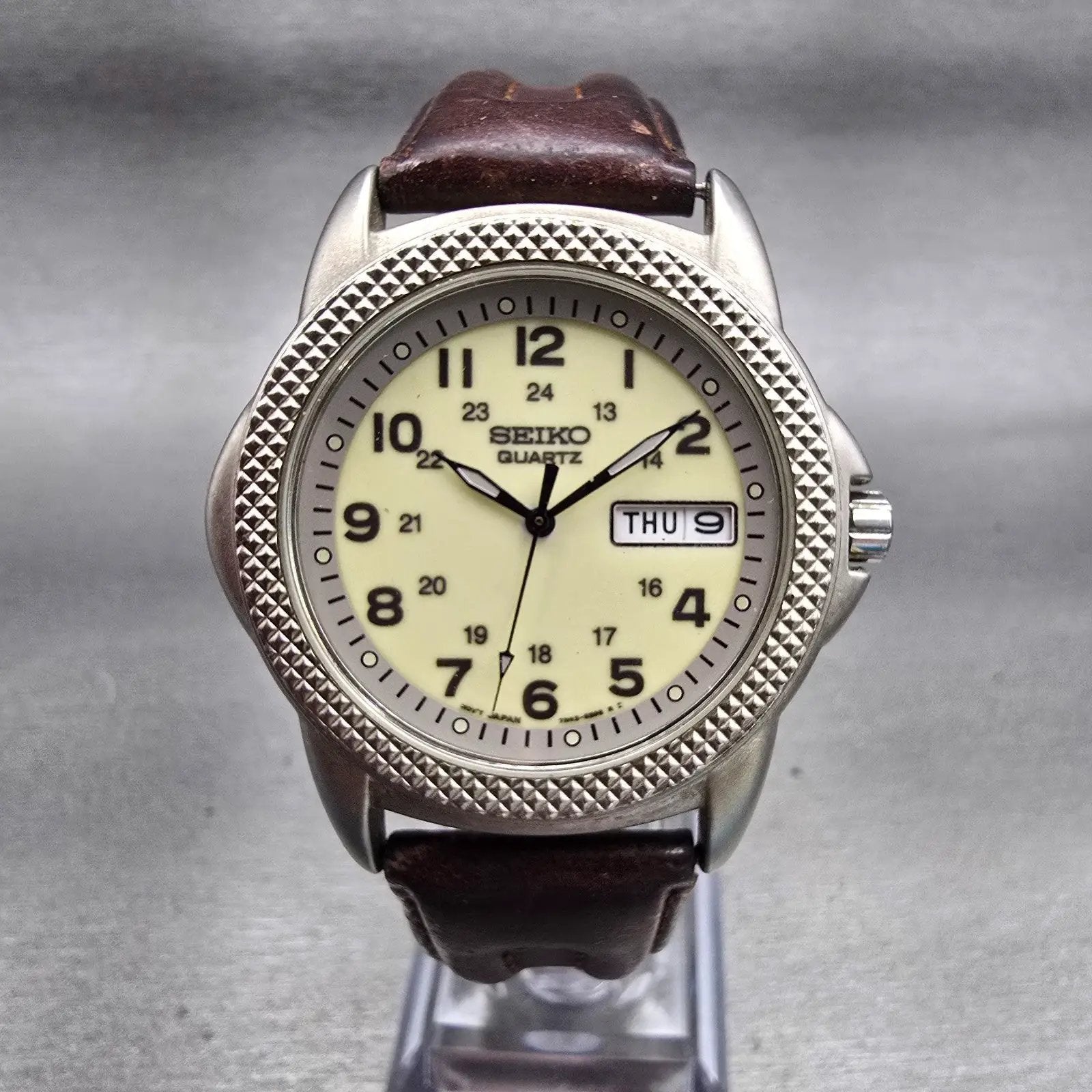 Seiko Watch Men 38mm Luminous Dial Silver Tone Daydate 7N43-6B20 New Battery VTG0