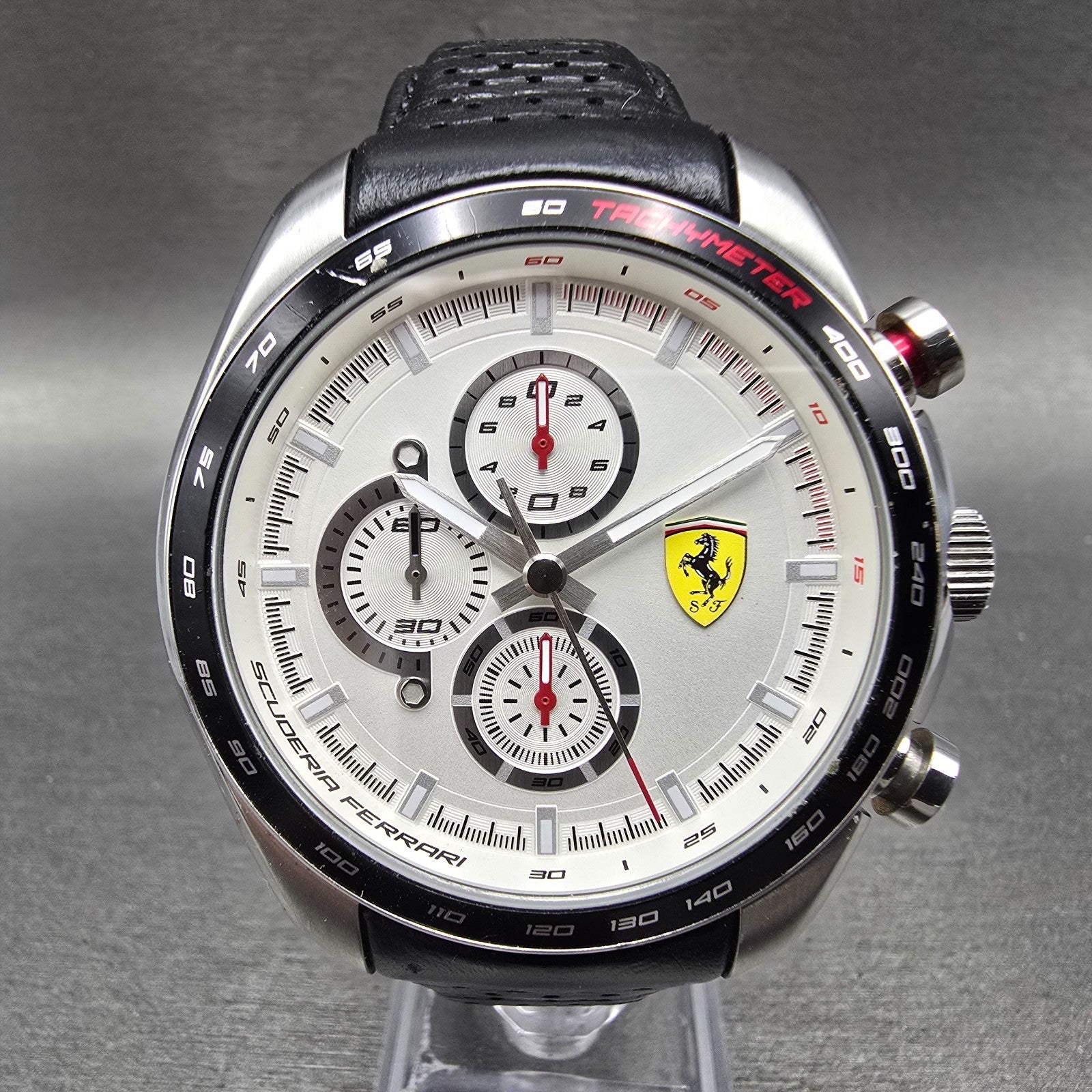 Ferrari Speedracer Chronograph Watch Men 47mm White Dial Steel Round New Battery0