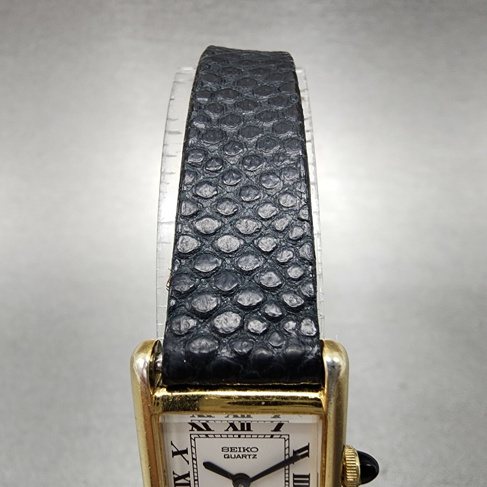 Seiko Tank Watch Women 18mm White Dial Gold Tone Rectangle 14005039 New battery4