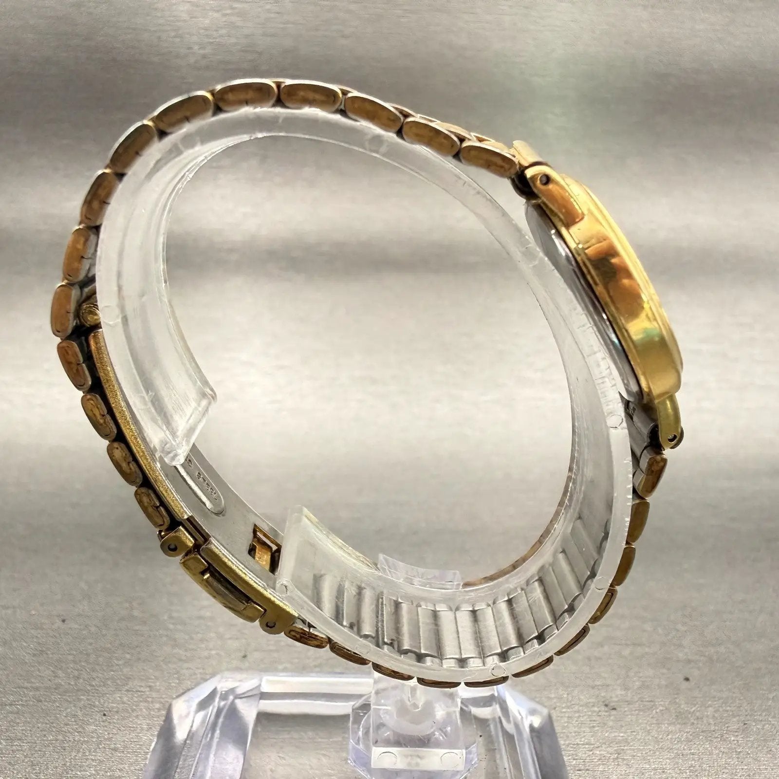 Seiko Watch Women 23mm White Dial Gold Tone Round 1F21-0C00 New Battery Vintage8