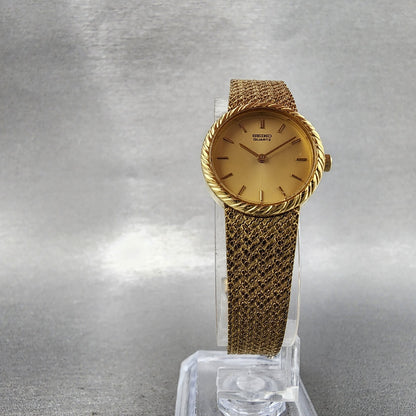 Seiko Watch Women 20mm Champagne Dial Gold Tone Round 2y000330 New Battery5