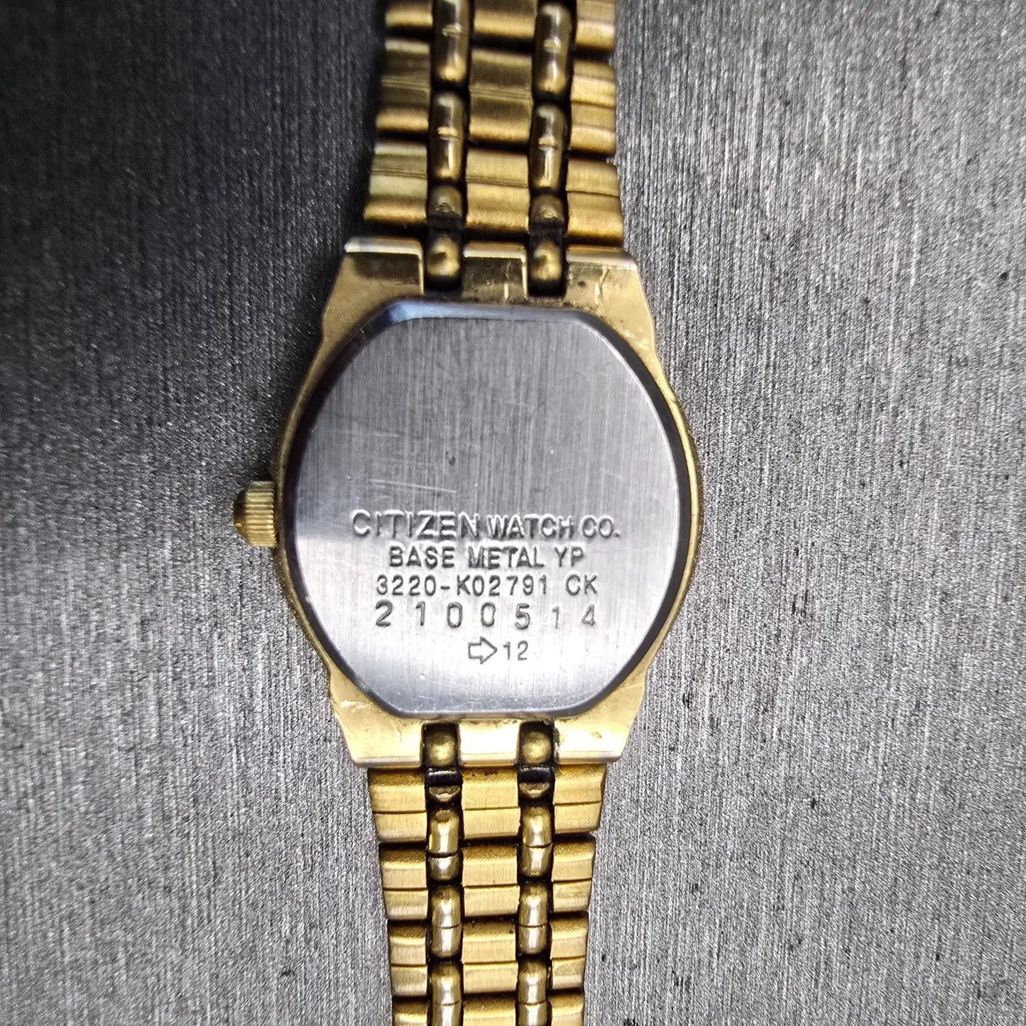 Citizen CQ Watch Women 20mm Champagne Dial Gold Tone Round 3220-K02791 New Batt10