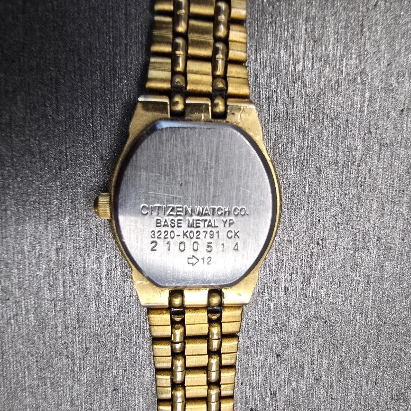Citizen CQ Watch Women 20mm Champagne Dial Gold Tone Round 3220-K02791 New Batt10