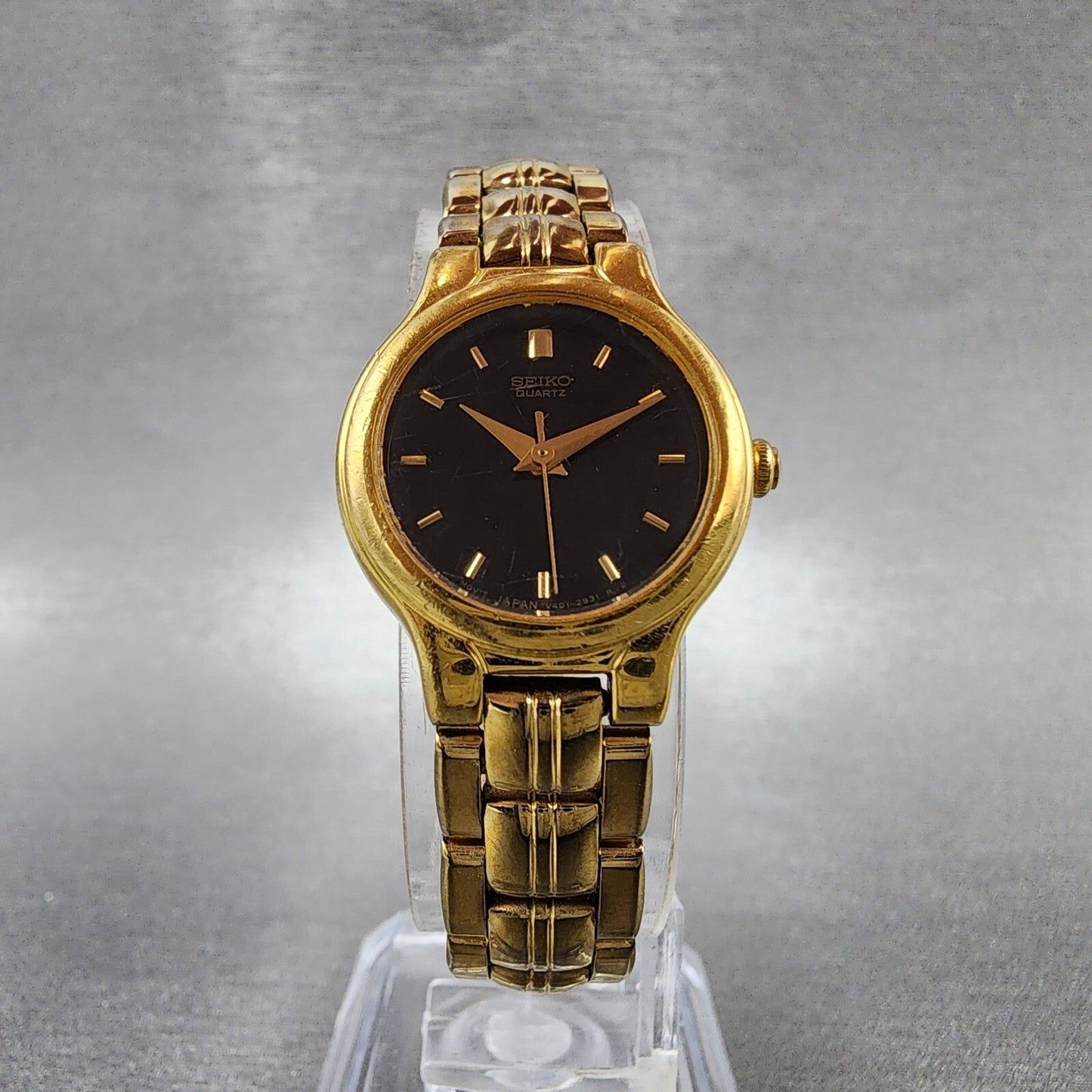 Seiko Watch Women 21mm Black Dial Gold Tone Round V4011111 New Battery5
