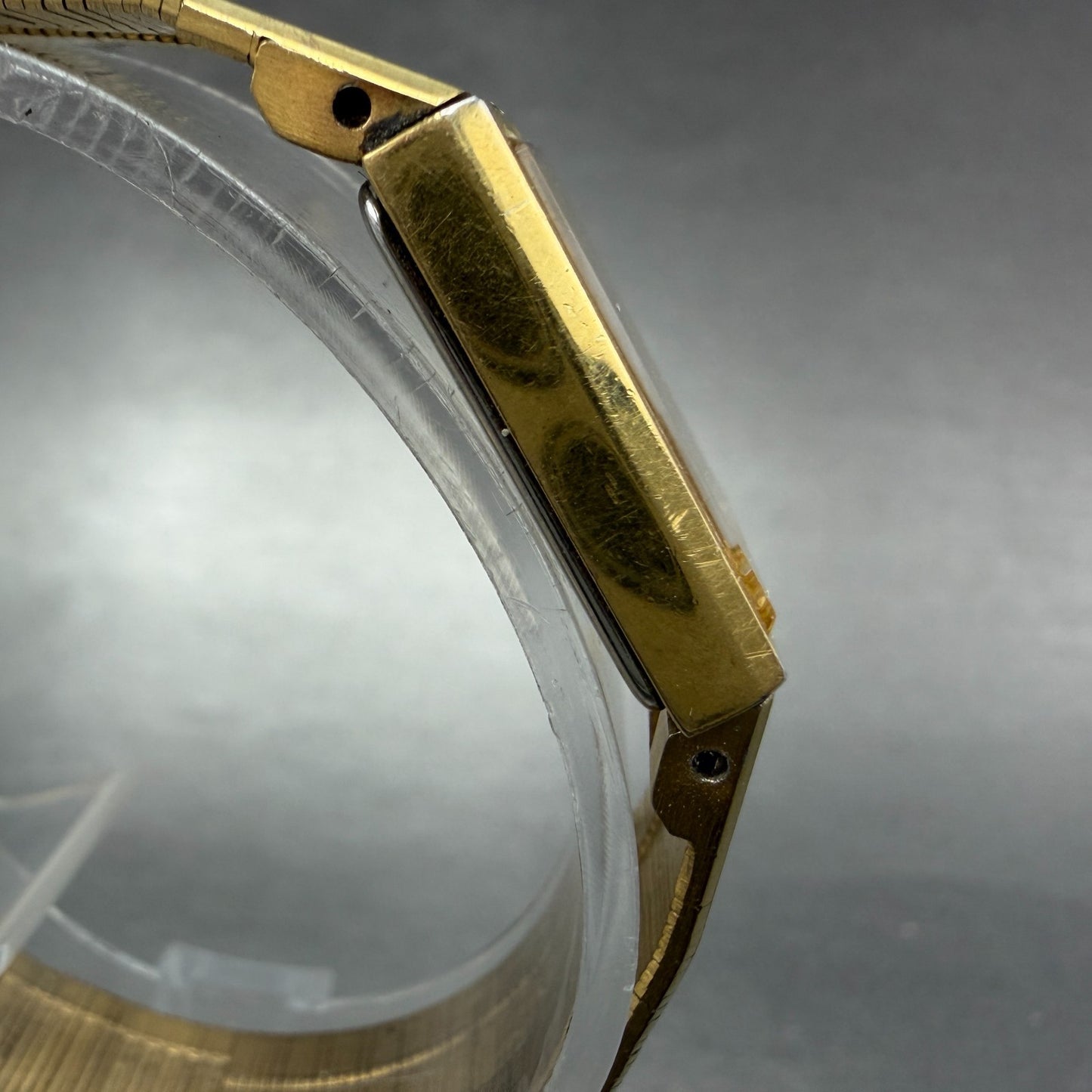 Seiko Tank Watch Women 16mm Champagne Dial Gold Tone 1N00-5F90 New Battery3