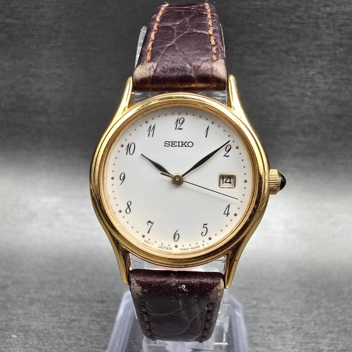 Seiko Watch Women 25mm White Dial Gold Tone Date Round 7N82-6E80 New Battery0