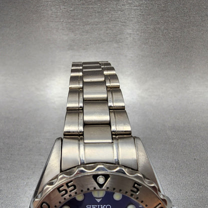 Seiko Prospex Diver Watch Men 41mm Blue Dial Titanium Date Solar V1450AH0 Runs5