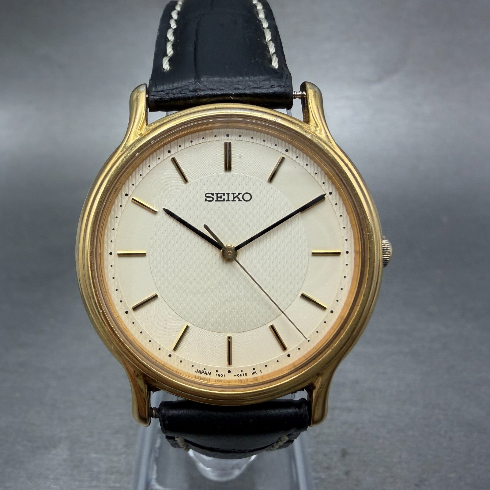 Seiko Watch Men 33mm Champagne Dial Gold Tone Round 7n01-0br0 New Battery0