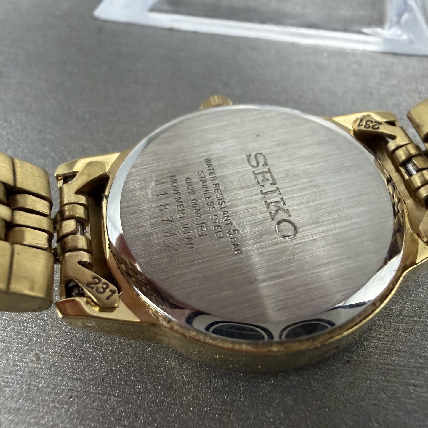 Seiko Watch Women 29mm Black Dial Gold Tone Date Round 6N22-00A0 New Battery AB9