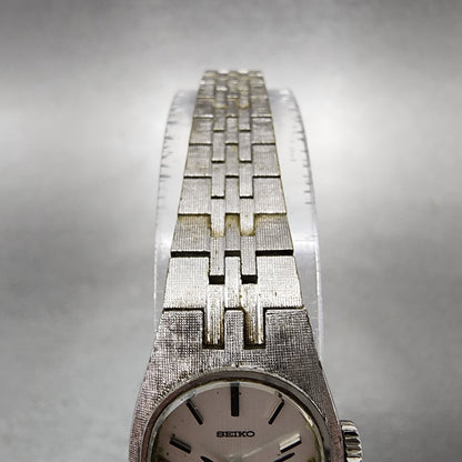 Seiko Watch Women 17mm Silver Dial Gold Plated Oval Manual Wind 17-7100 Runs