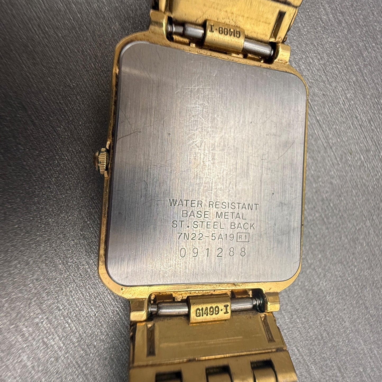 Seiko Watch Men 26mm MOP Dial Gold Tone Date Rectangle 7N22-5A19 New Battery10