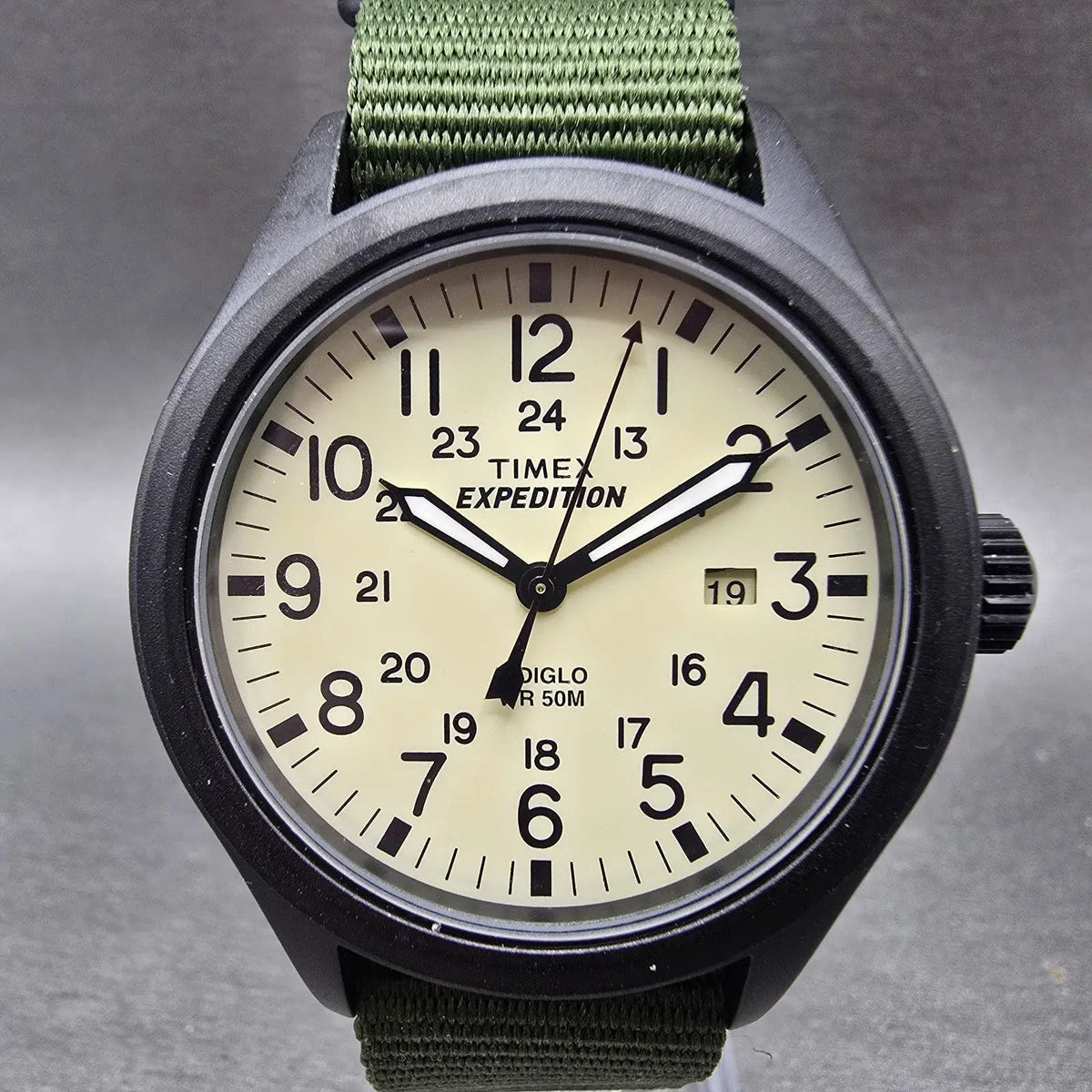 Timex Expedition Scout Watch Men 40mm Cream Dial Black Date Round New Battery L0