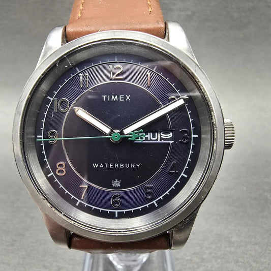 Timex Waterbury Traditional Watch Men 39mm Blue Dial Steel Daydate New Battery0