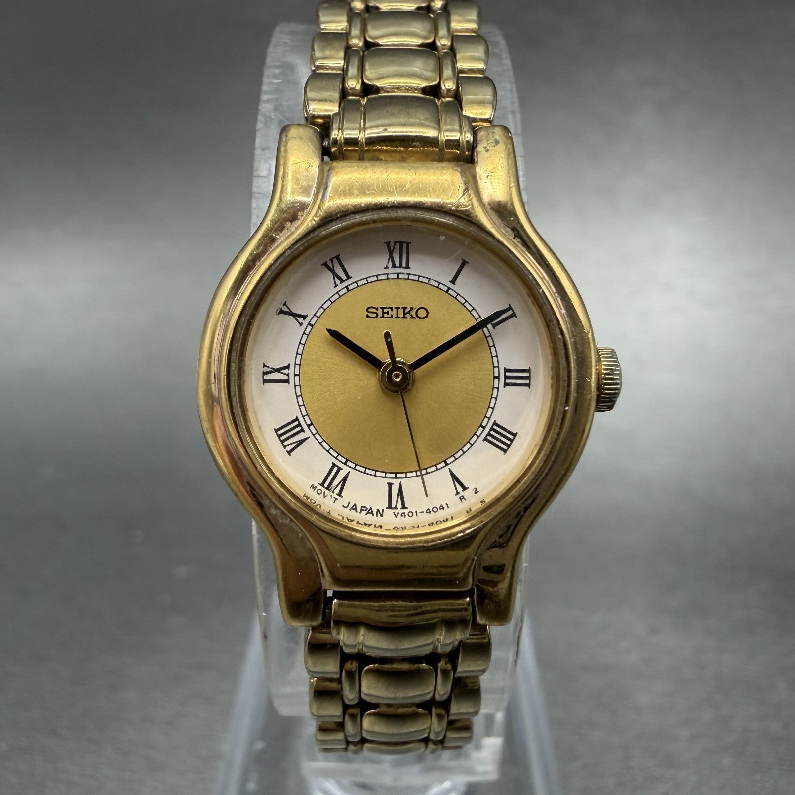Seiko Watch Women 19mm White Dial Gold Tone Round V401-0289 New Battery OIHUGY0