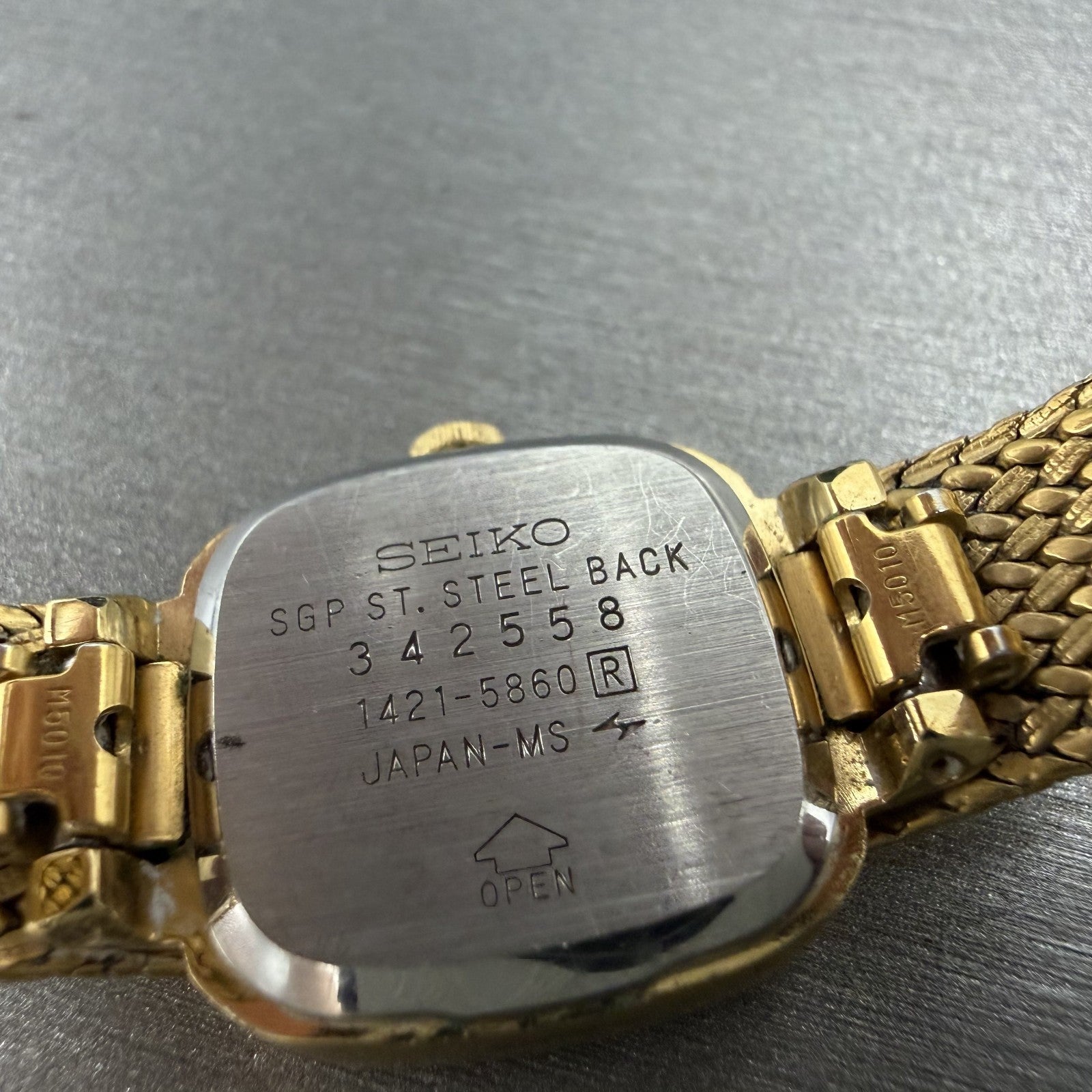 Seiko Watch Women 19mm Champagne Dial Gold Tone Rectangle 1421-5860 New Battery9
