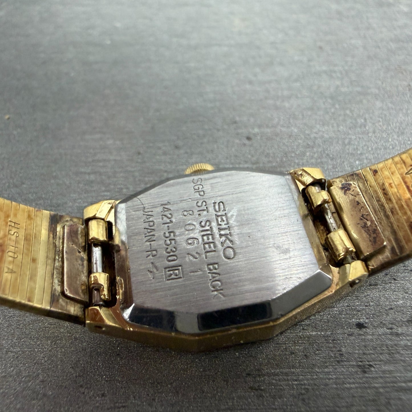 Seiko Watch Women 17mm Black Dial Gold Tone Octagon 1421-5530 New Battery9